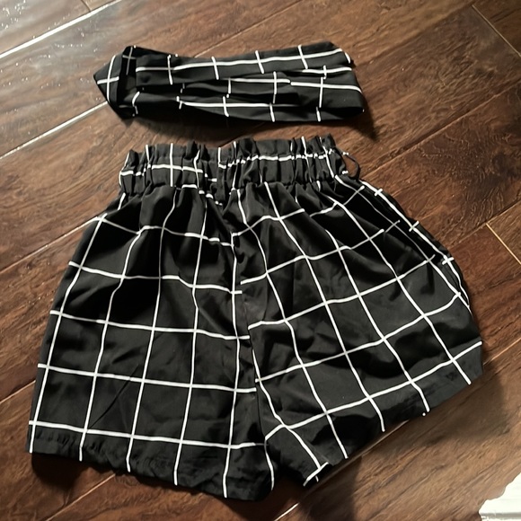 SHEIN set, white tank top and black tie up shorts, size small - Picture 2 of 3